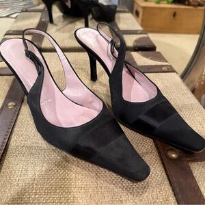Vera Wang Black Pointy Toe Black Slingback Heels Size 36.5